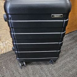 20in Suit Case