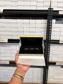 Van Cleef & Arpels Alhambra Bracelet with Box