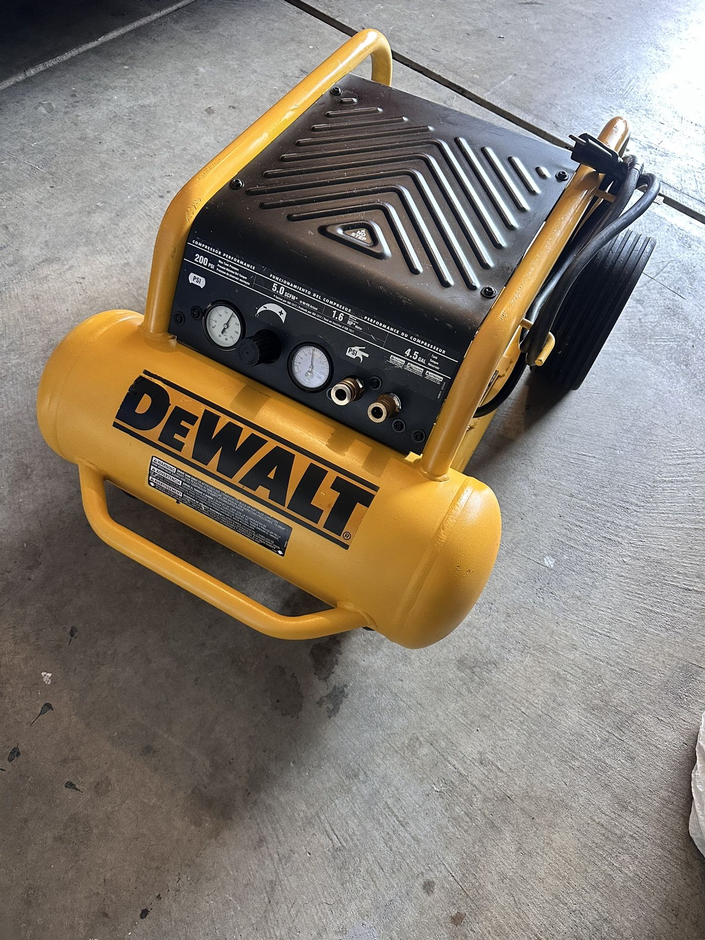 DeWalt Air Compressor