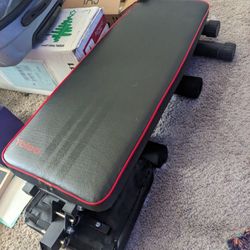 Adjustable Weight Bench