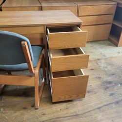 COMPLETE DESKT AND CHAIR SETTING new shipment....come.over before its gone