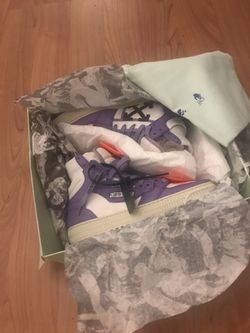 Off White