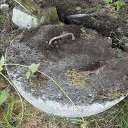 Concrete Manhole Covers