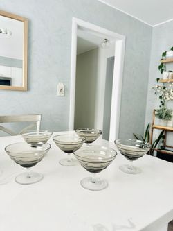 Set of 6 Glassware(can be used for ice cream or as a Cocktail Glass) 4 inch tall/W5 inch $15 for all