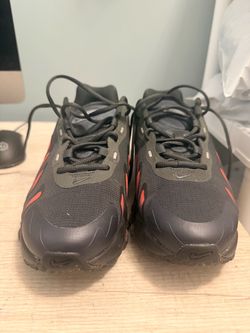 Nike air maxes dn8