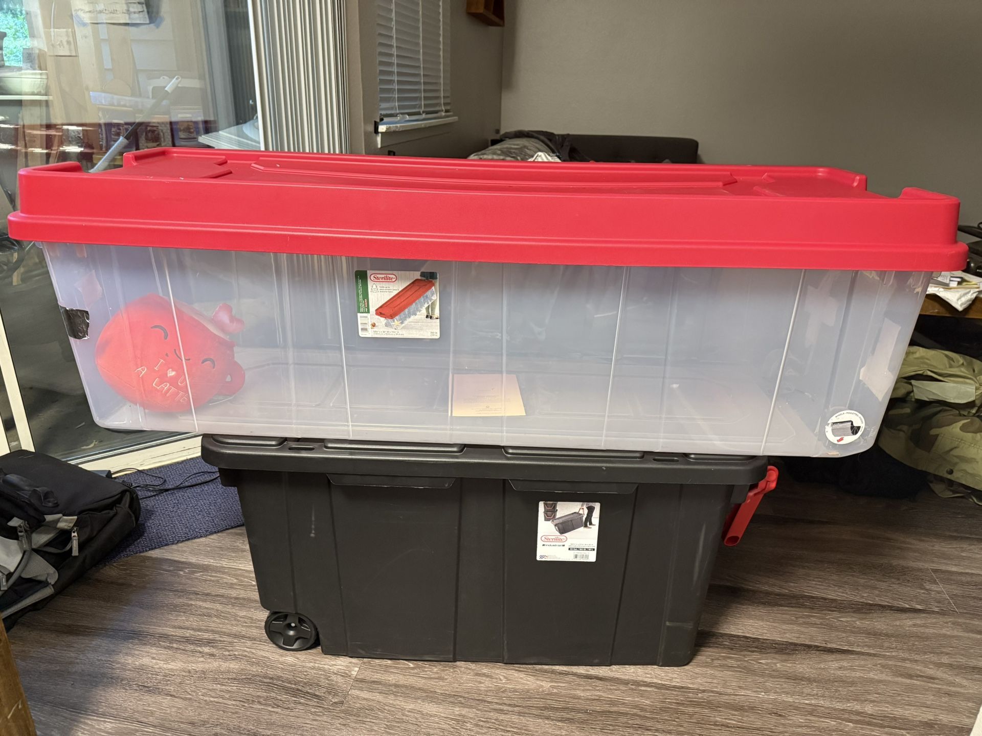 40 Gallon Sterilite Industrial Storage Tote