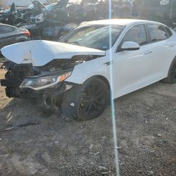 2016 KIA ÓPTIMA 2.4 ...ONLY PARTS..8,3,2-5,4,0-1,3,3,3 EL TOPO 