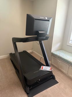 NordicTrack Commercial 1750 Treadmill