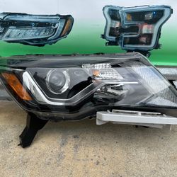 2017-2020 Nissan Pathfinder Headlight Oem 