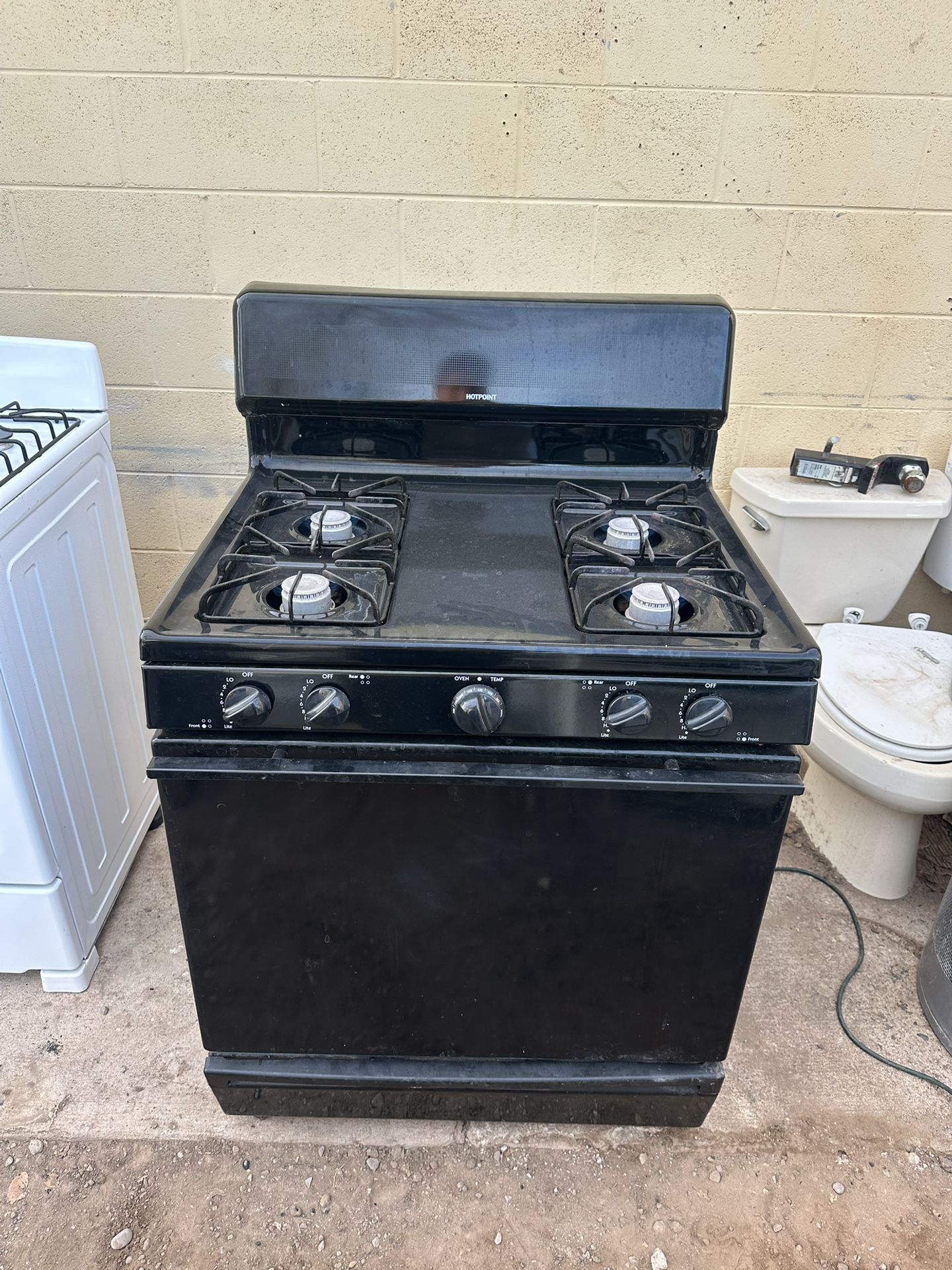 Hotpoint Black Natural Gas Stove For Sale $160 Or Best Offer