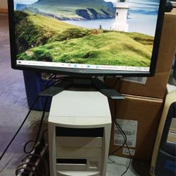 Desktop Computer With Monitor, KB, Mouse 