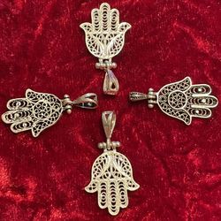 🙏Silver 🙏Lucky 🙏Hand 🙏For 🙏MOTHER 🙏MARIA 🙏pendant 🙏