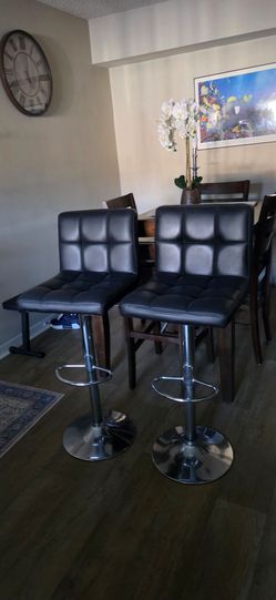 Bar stool