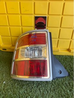 2013 Ford Flex Left/Driver Side Taillight