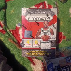 2017-2018 Panini Prizm Basketball Blaster Box