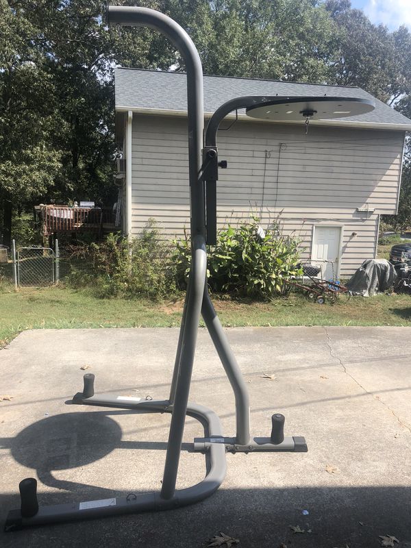 Everlast Punching and Speed Bag Stand for Sale in Taylorsville, GA - OfferUp