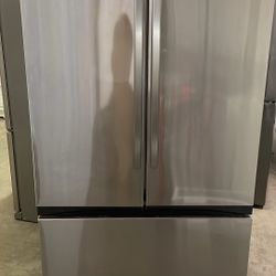  🔥 Like New Samsung French Door – Beverage Center Party Fridge – $750