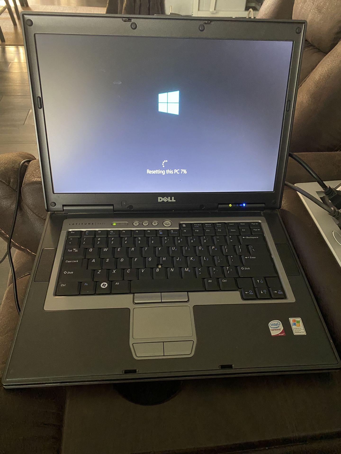 DELL Laptop 