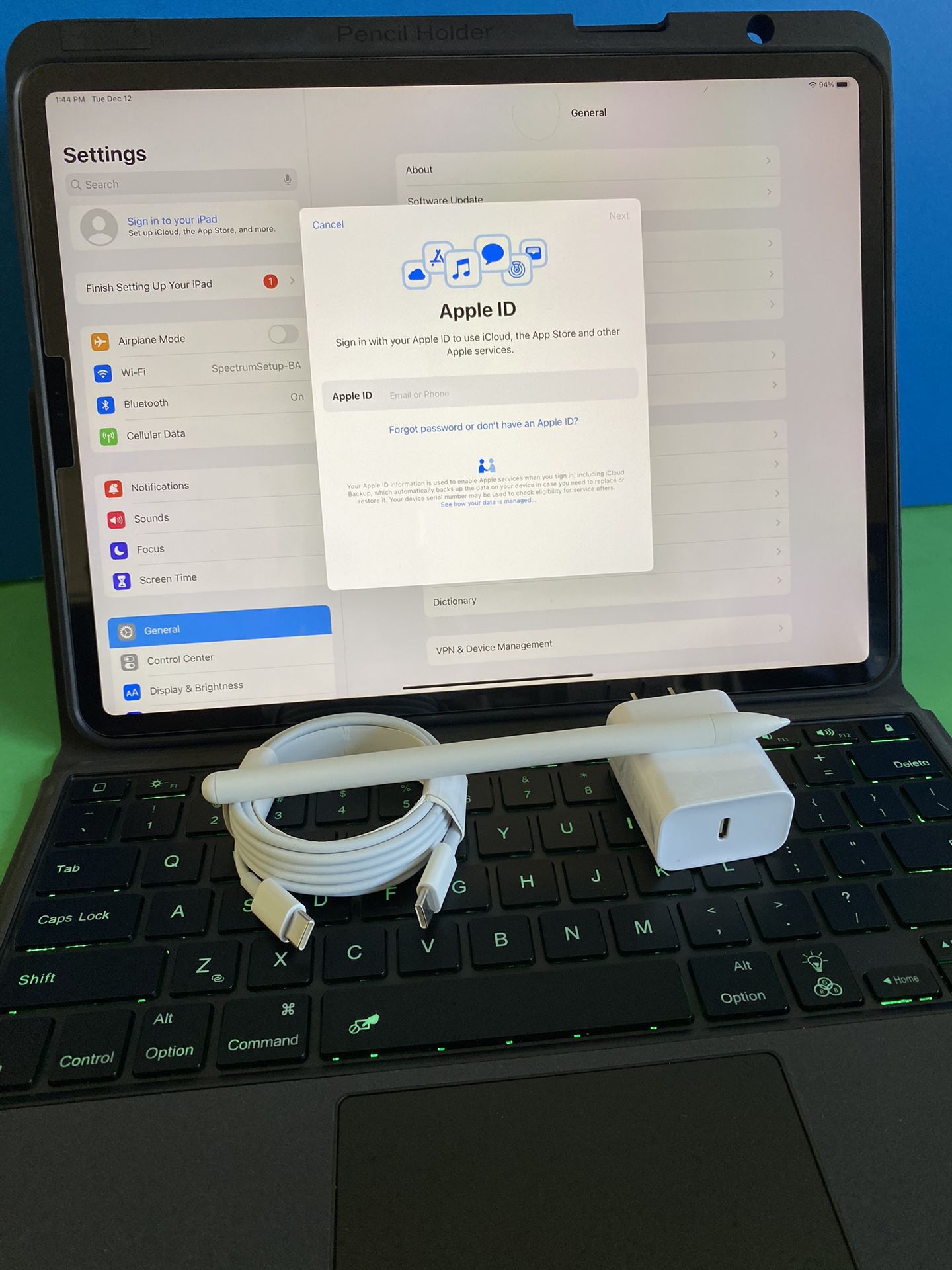 Apple IPad Pro 12.9” 3rd Generation (Face ID/Liquid Retina Display 