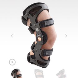 BREG FUSION RT KNEE BRACE