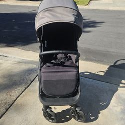Mom Push Nova Stroller 