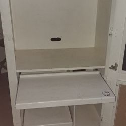 Dresser Free Free  Free 