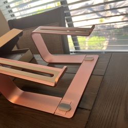 Rose Gold Labtop Holder