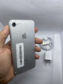 iPhone 7 - 256gb (UNLOCKED) perfect condition