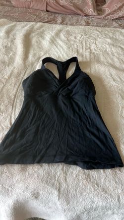 Lululemon Workout top size size 4