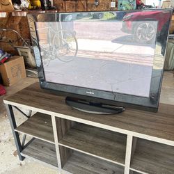 Insignia TV