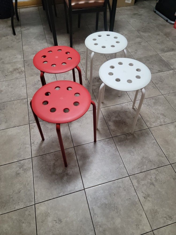 4 Stools **Pick Up In Cicero 