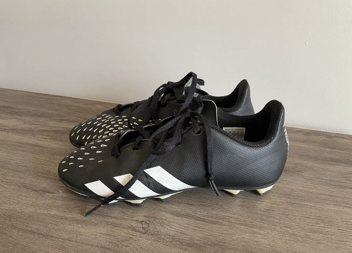 adidas Predator Flexible Kids Boys Youth Soccer Cleats Lacrosse Athletic Shoes