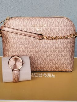 Michael Kors Large Rosegold Crossbody & Matching Watch Set