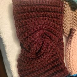 Gorros Hechos a Mano Y Bandanas Por Si Gustas Alguno Diferentes Precios 