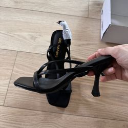 Trendy Black Heels Size 7 