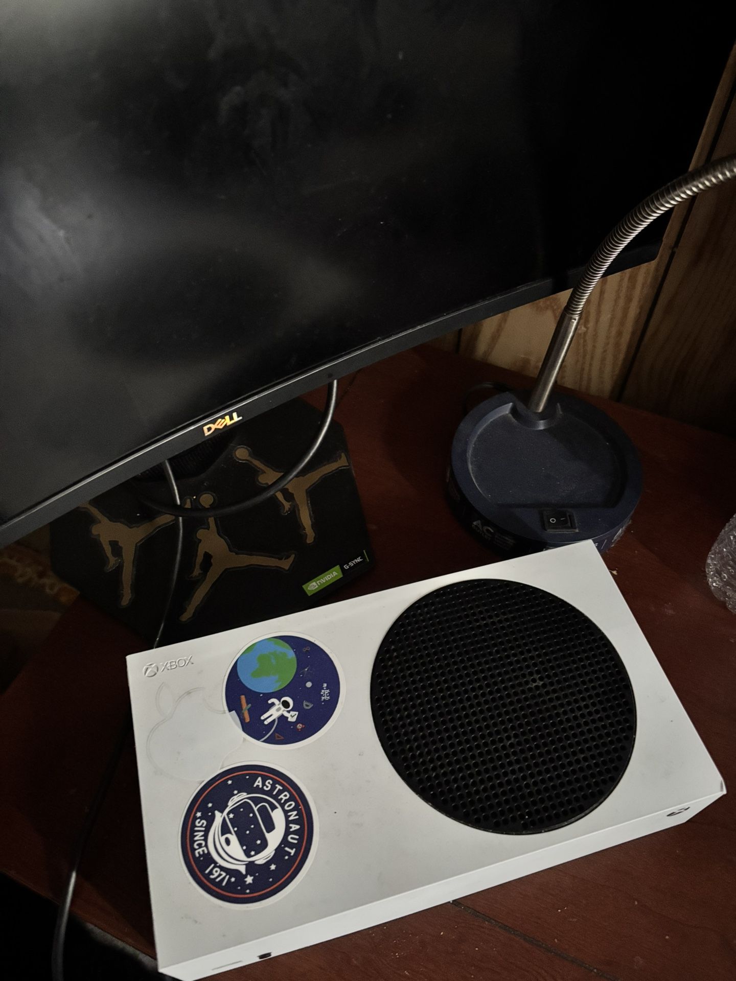 120 Hertz Monitor + Xbox Series S