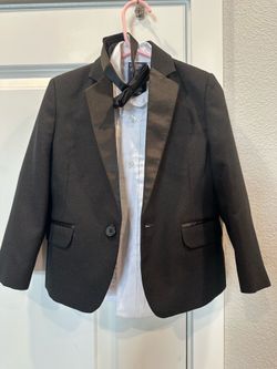 Boys Formal Suit/Tux