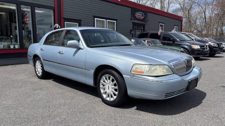 2006 Lincoln Town Car