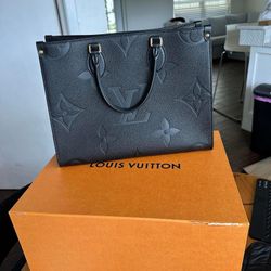 Louis Vuitton bag / Purse