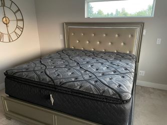Clearance on New Mattresses! 👀