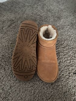 UGG ultra minis