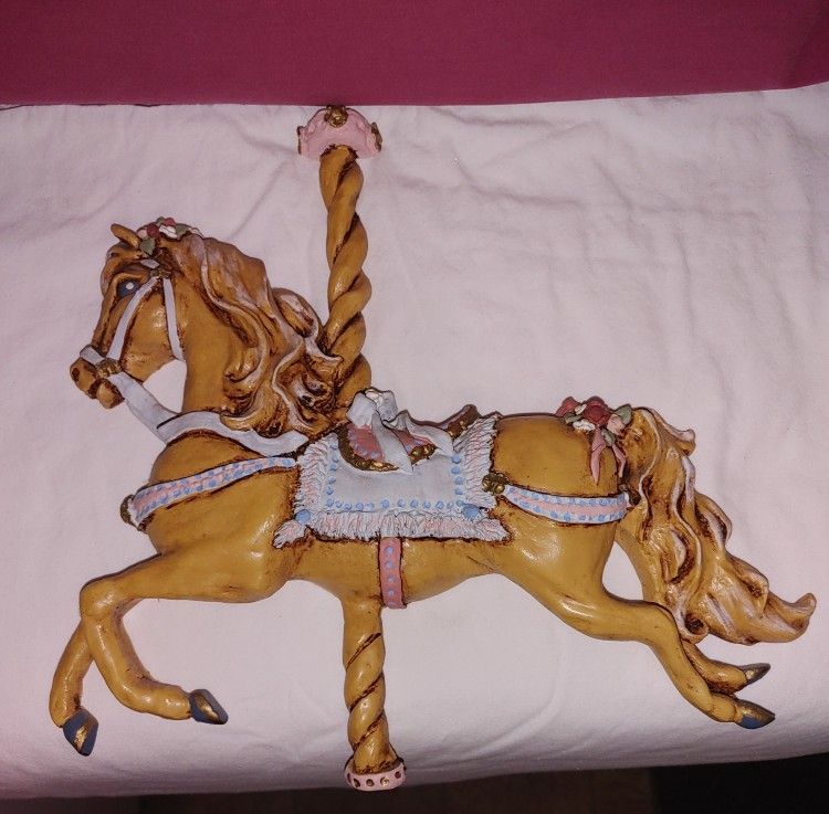 Vintage wall hanging figurine by Jil Designs. Created by June Sears. Signature on the back leg of this carousel resin horse.  