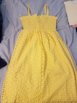 Medium yellow dress