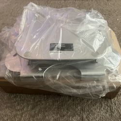 Height And Angle Adjustable Laptop Riser