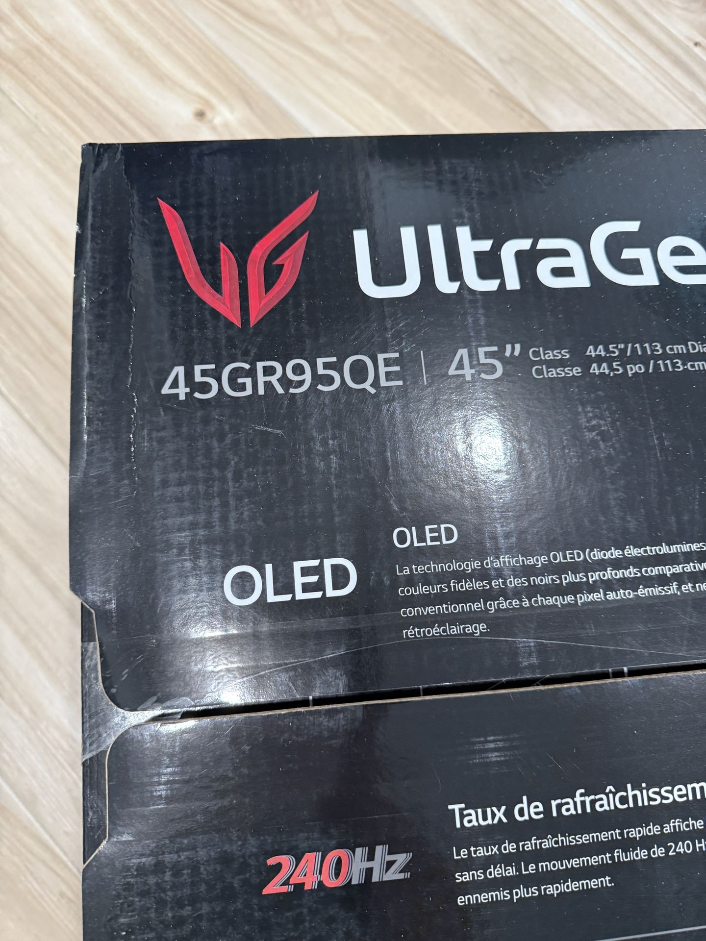 LG 45" UltraGear OLED Curved Gaming Monitor, 240 Hz, Ultrawide, 45GR95QE-B, MINT Condition