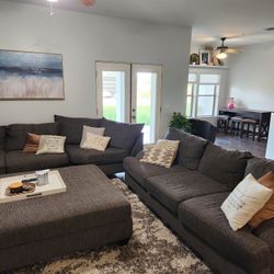 Sectional Couch With Oversized Ottoman Grey