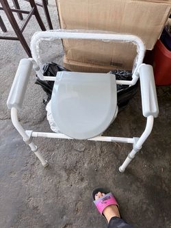 Senior toilet portable