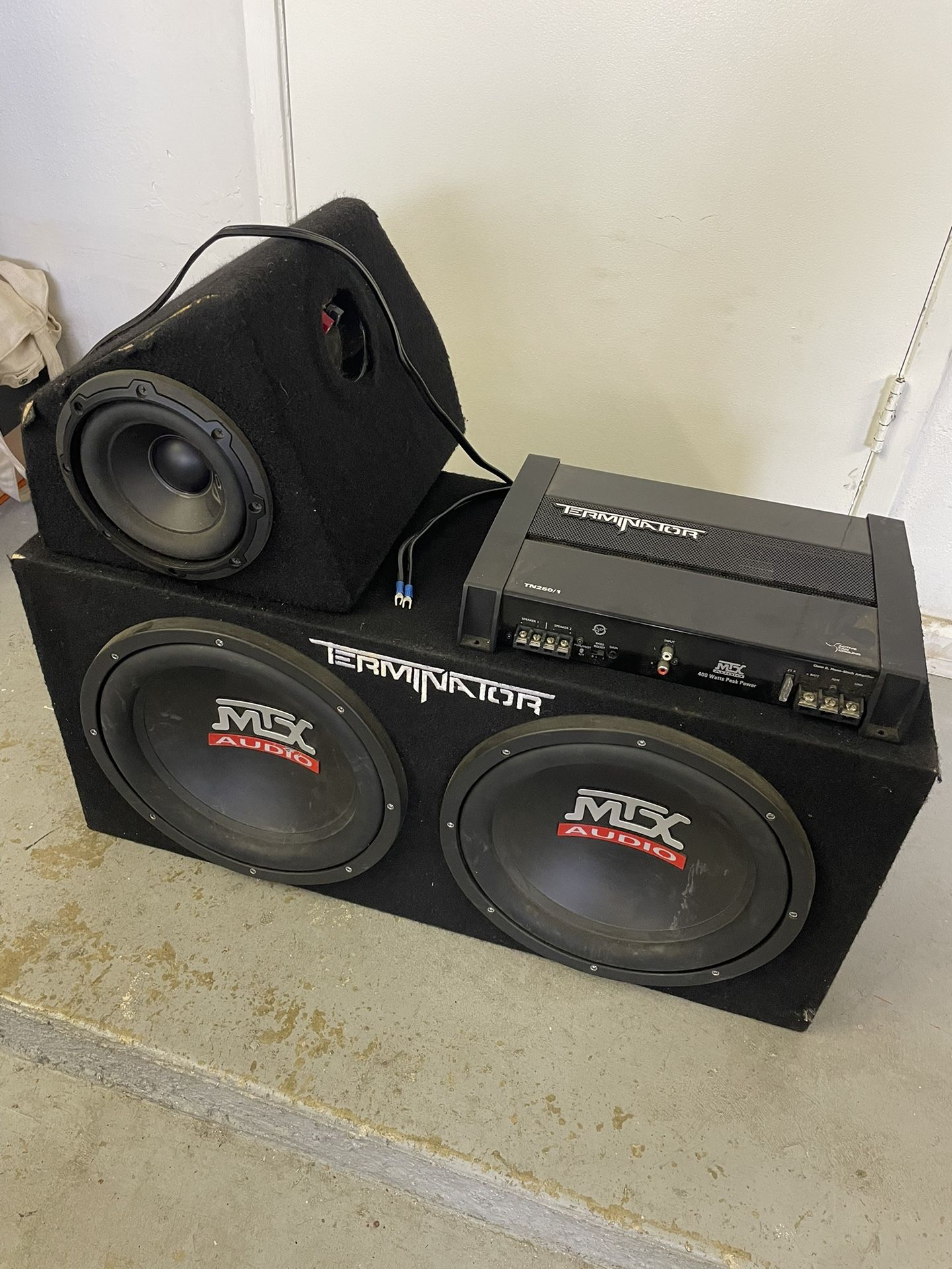 MTX Terminator Car Sound System