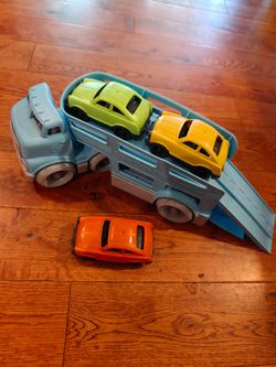 Green Toys Car Carrier, Blue CB - Pretend Play, Motor Skills, Kids Toy Vehicles. No BPA, phthalates, PVC. Dishwasher Safe, Recycled Plastic