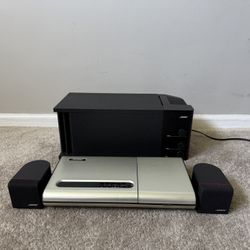 Bose Acoustimass 3 Subwoofer Lifestyle 5 Center Media Stereo Receiver with 2 Cube Speakers